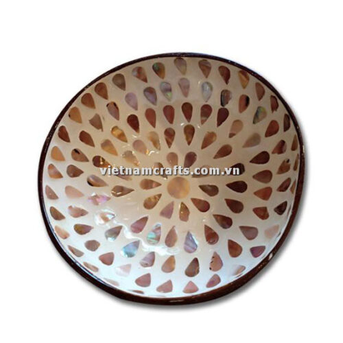 CCB95 A Wholesale Eco Friendly Coconut Shell Lacquer Bowls Natural Serving Bowl Coconut Shell Supplier Vietnam Manufacture (17)