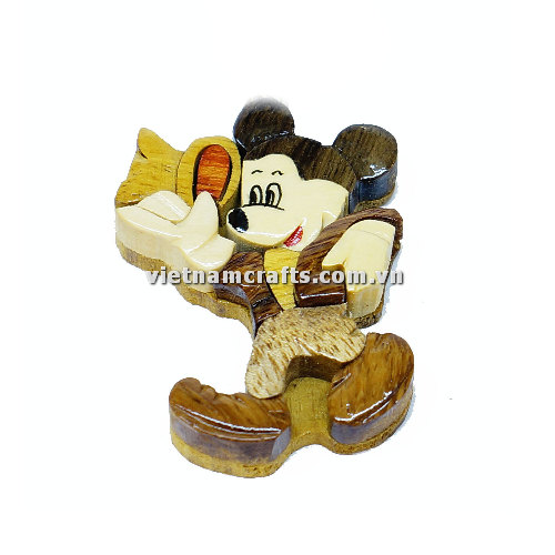 Vietnamcrafts Wholesale Intarsia Wooden Ornament Magnet Wood Carved Handmade Christmas Tree Decor Scroll Saw Holiday 38 Mickey