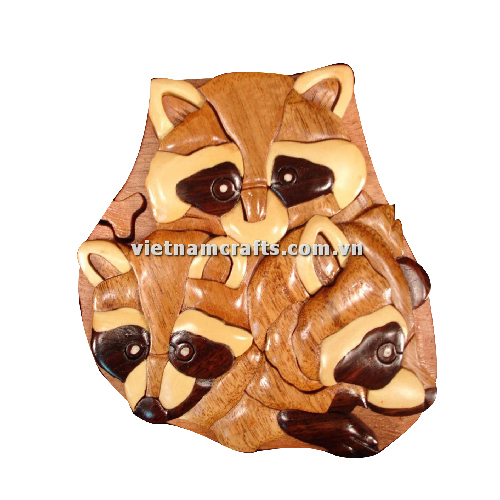 IB218 Intarsia Wood Art Wholesale Secret Wooden Scroll Saw Puzzle Box Manufacture Handcrafted Wooden Supplier Made In Vietnam Raccoons