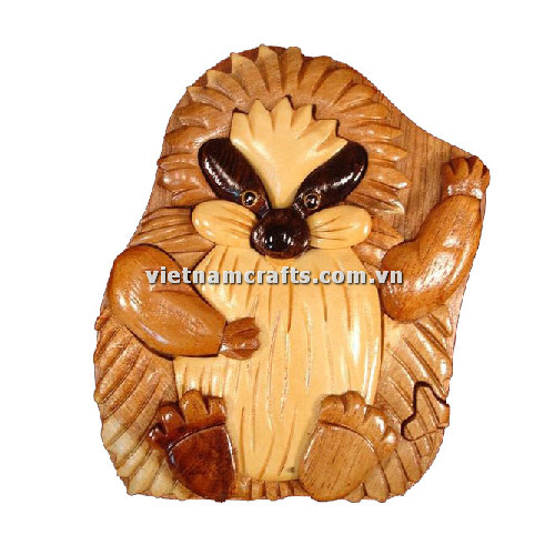 IB243 Intarsia Wood Art Wholesale Secret Wooden Scroll Saw Puzzle Box Manufacture Handcrafted Wooden Supplier Made In Vietnam Hedgehog